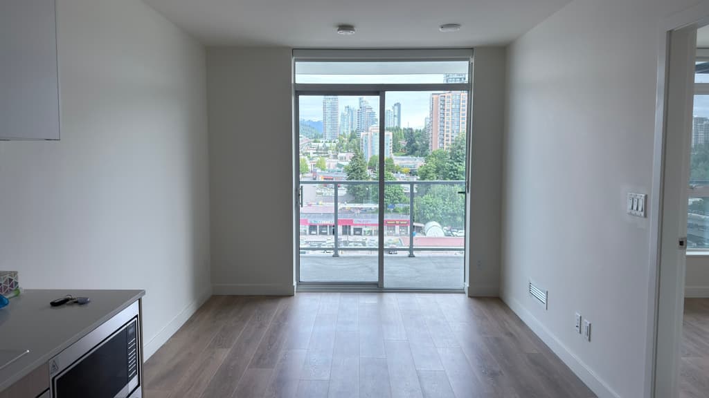 ＜1월 입주＞ 로히드 신축 콘도 1bed, 1bath, 1den 렌트 하실분 구해요🙋‍♀️✨🧡 썸네일