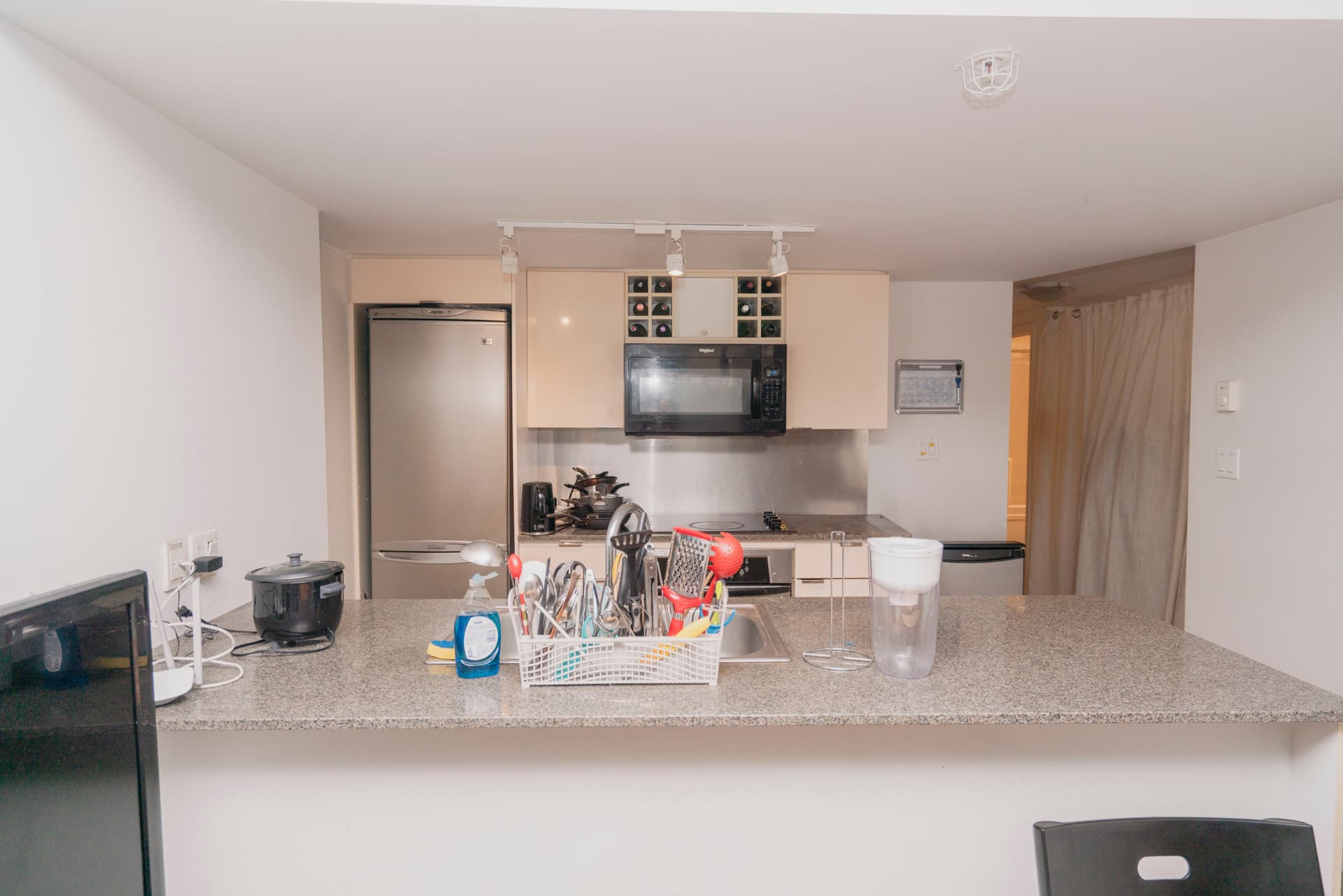 788 Hamilton Street – 세컨드룸 렌트 썸네일