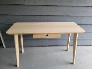 정말-쏠쏠한-아이키아-리사보-책상-IKEA-LISABO-책상-rgfWb-이미지