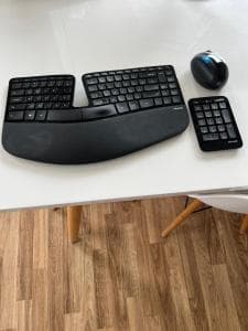 종은-물건-Microsoft-Wireless-Ergonomic-Keyboard-and-Mouse-인체공학형-무선-키보드마우스-세트-NuvI5-이미지