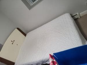 퀸사이즈-라텍스-침대-팔아요-zEjIC-이미지