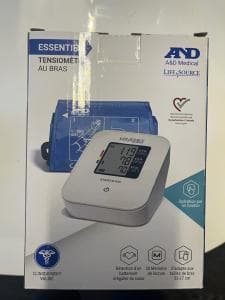 한번도-사용하지-않은-혈압-체크-기계-팔아요-20불-GwrLf-이미지