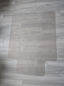 의자-메트-카펫-용-ZhuAc-이미지