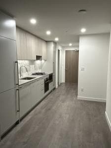 메트로타운 신축 콘도 1배드  썸네일