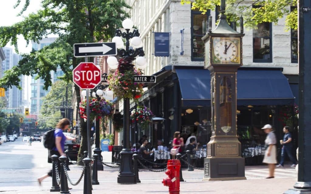 https://www.vancouverplanner.com/wp-content/uploads/2019/07/gastown-vancouver-1024x640.jpeg