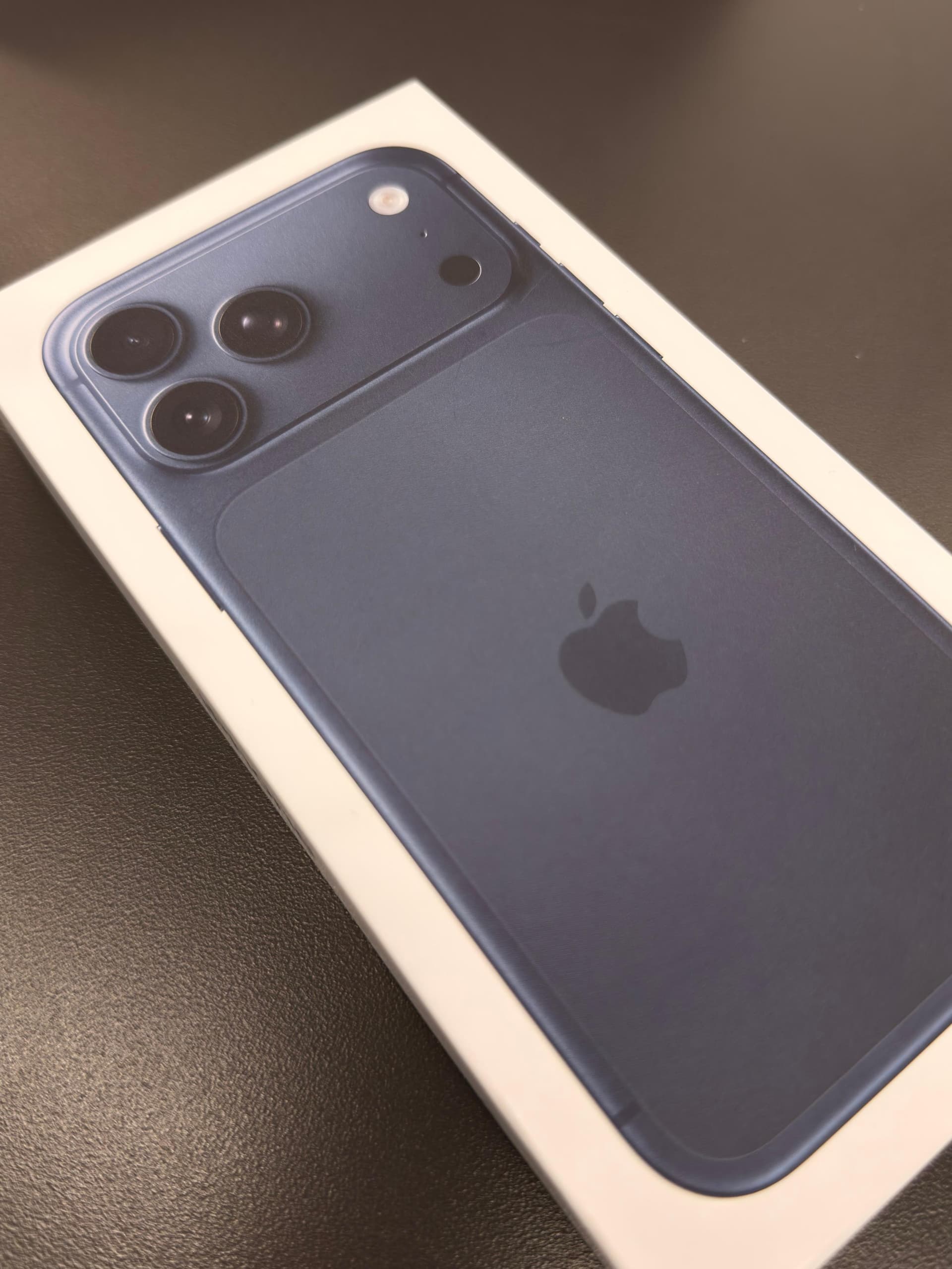 아이폰-17-프로-맥스-512GB-7d2fS-이미지