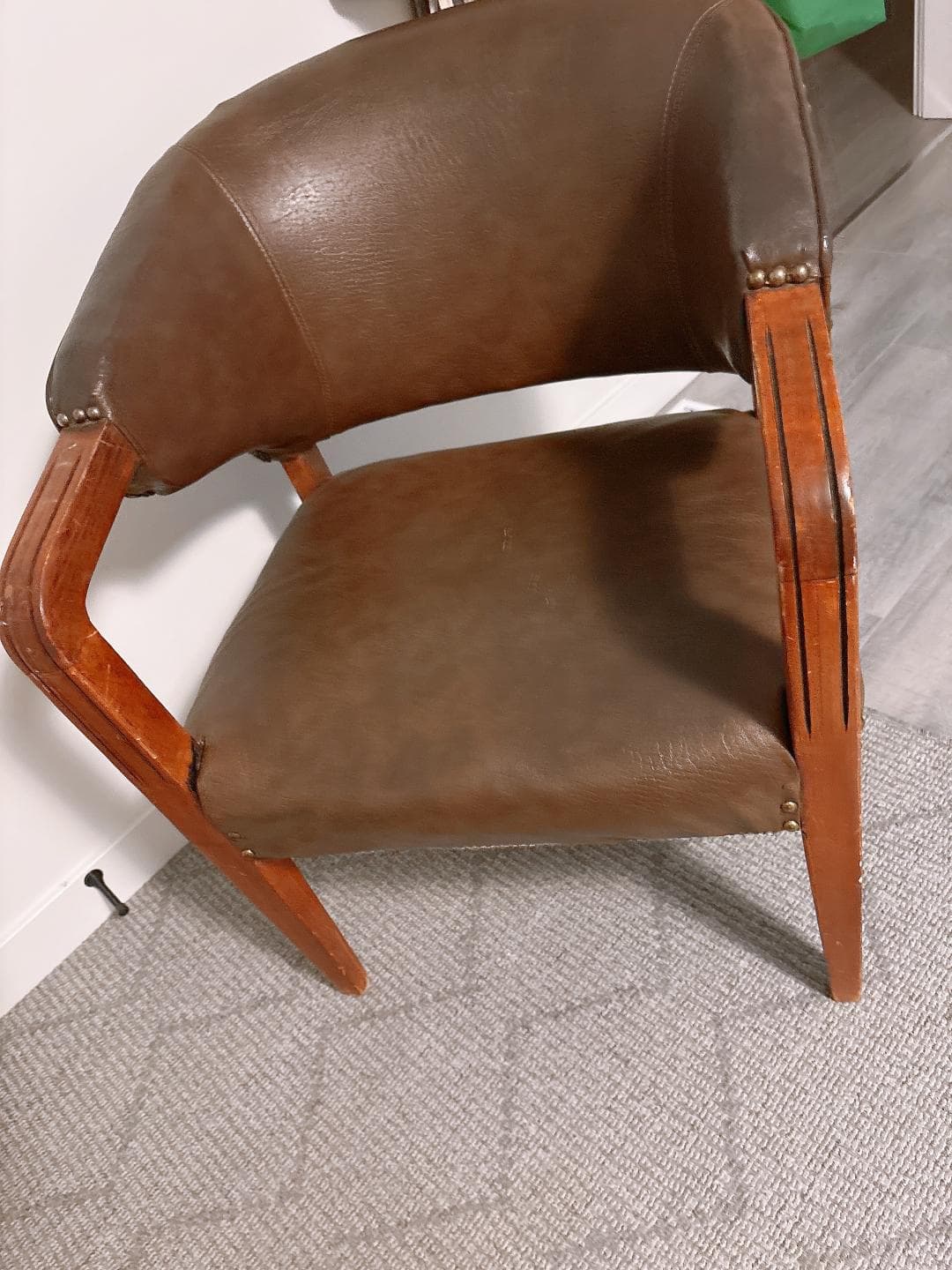 1인용-암체어-0hY08-이미지