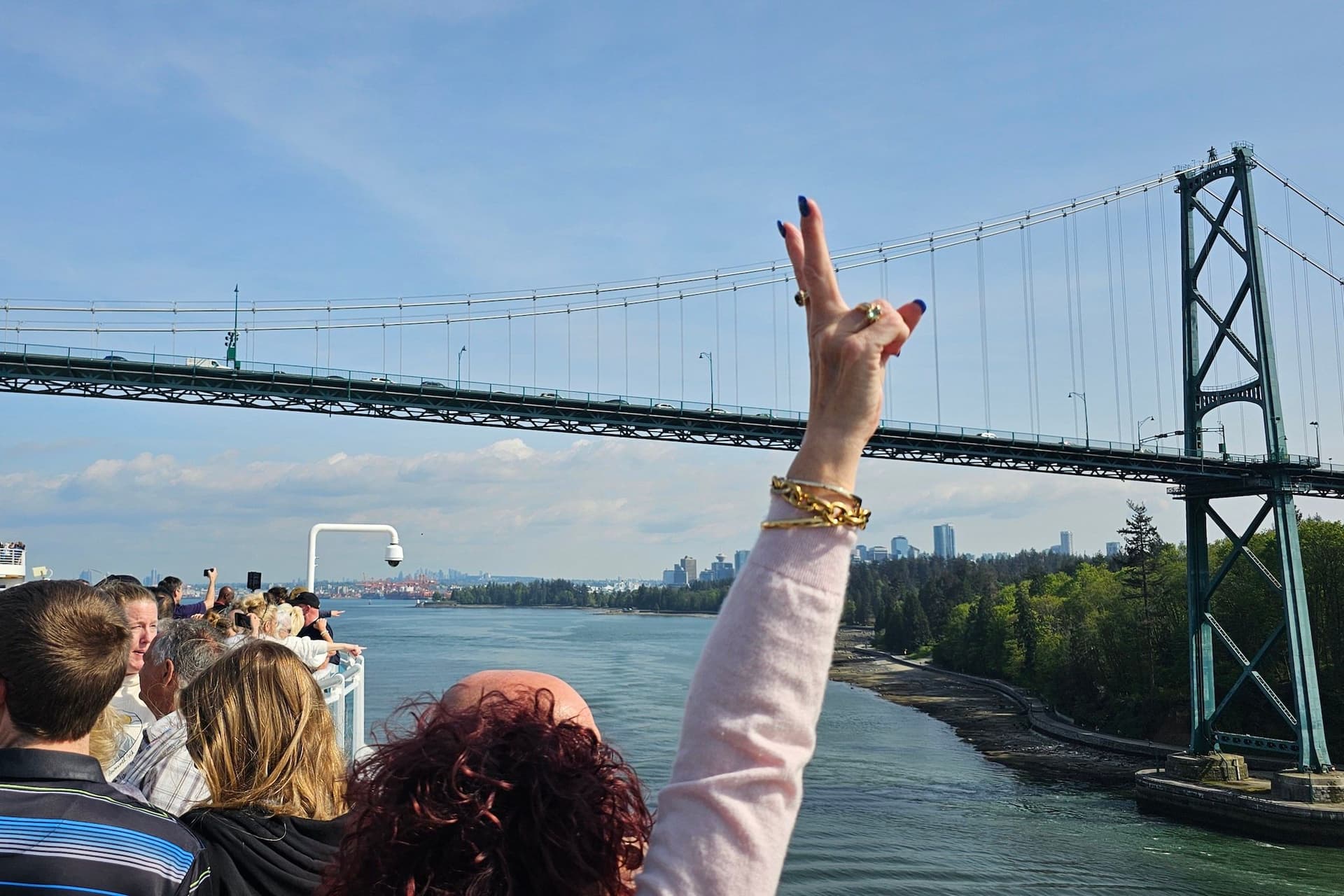 https://display.dailyhive.com/uploads/2025/10/discovery-princess-cruise-ship-canada-place-vancouver-f3.jpg
