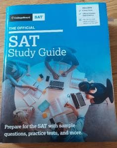 여러가지-교재-팝니다-SAT-IELTS-러시아어-일본어-물리학-화학-영어독해-미적분-Y0scr-이미지