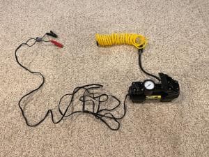 자동차-타이어-air-compressor-Ckpjo-이미지