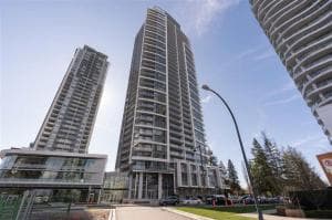 써리 센츠랄 중심부 위치한 1 베드룸 렌트! 썸네일